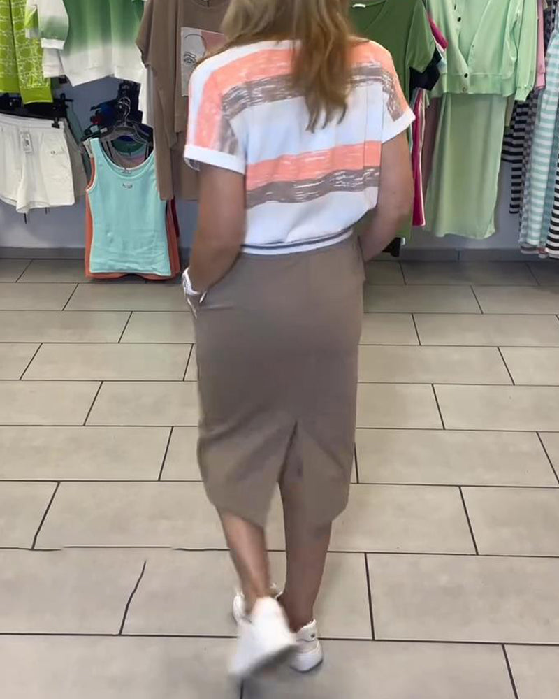 Set Jupe De Sport Rayée À Col En V