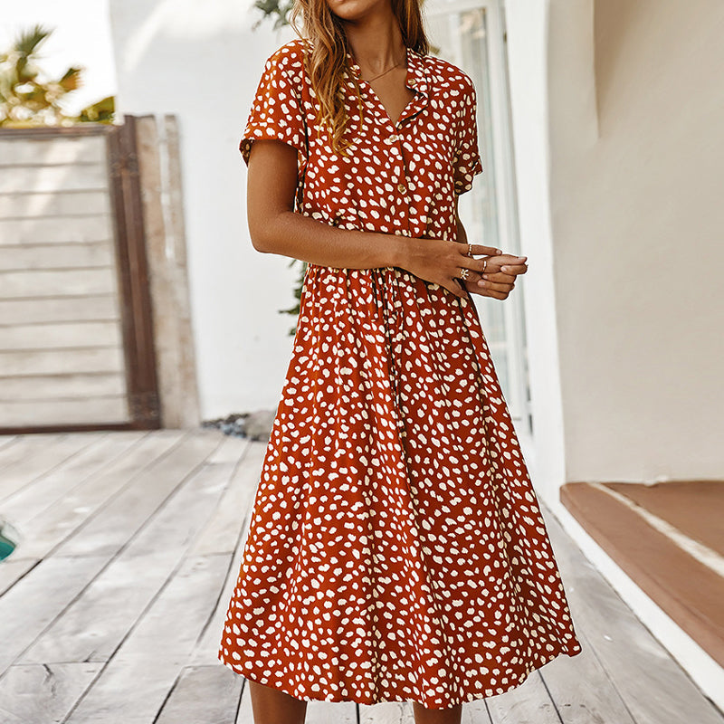 Emelia robe à col en V avec des pois