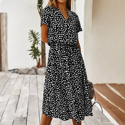 Emelia robe à col en V avec des pois