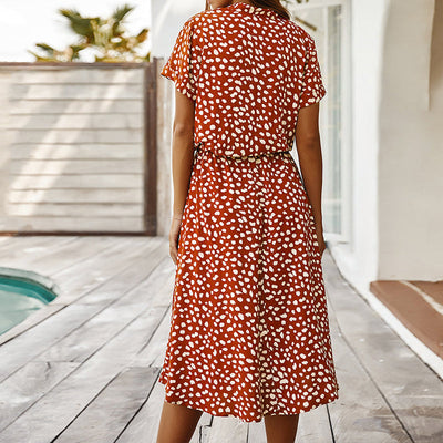 Emelia robe à col en V avec des pois