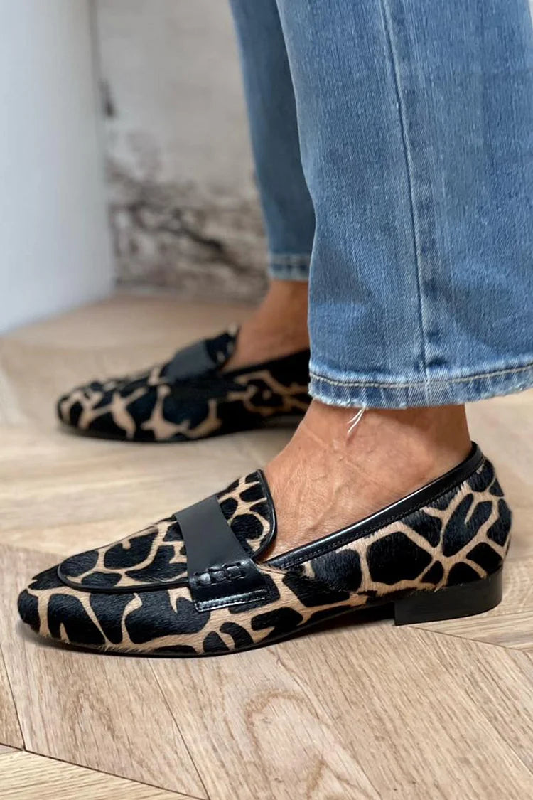Sofia™ | Mocassins à imprimé animalier et bande élégante
