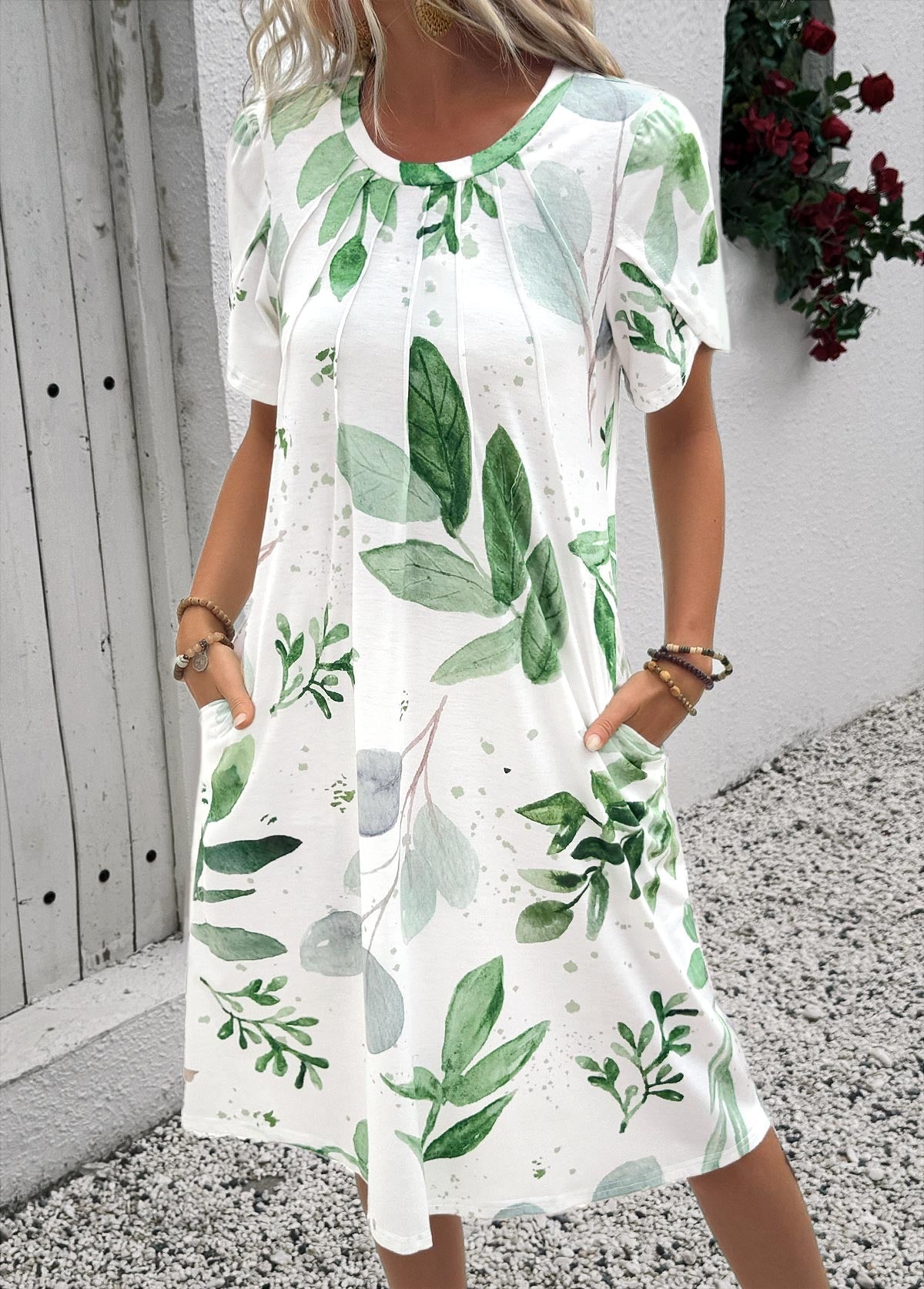 Robe trapèze à imprimé feuilles blanches