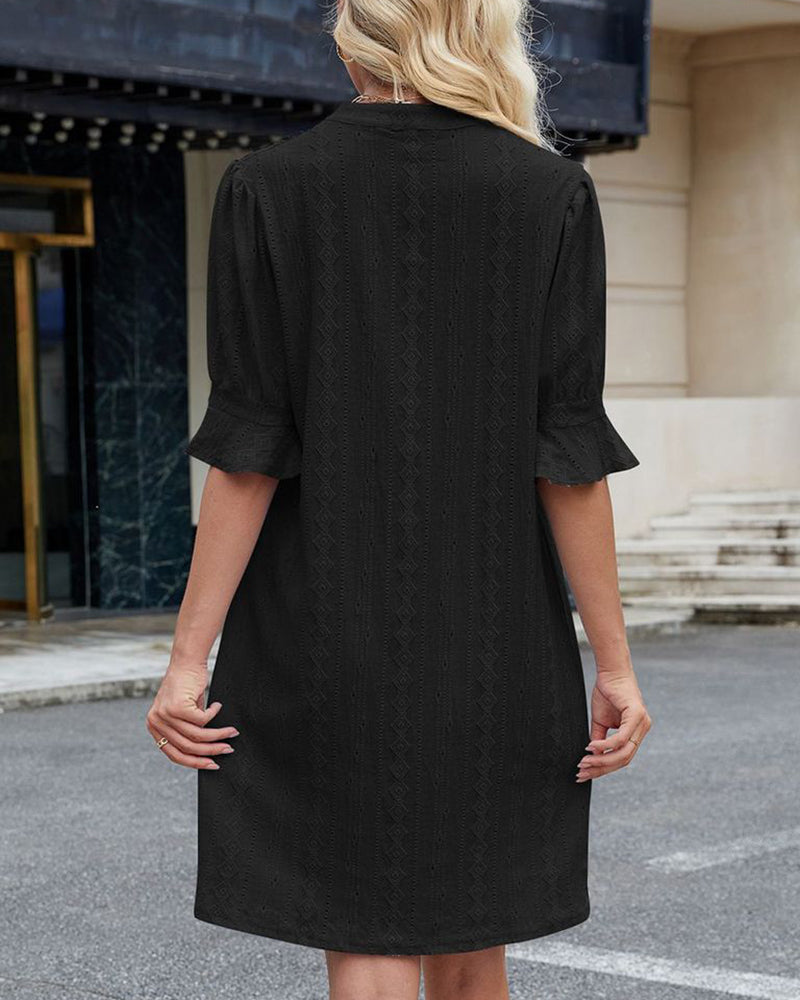 Robe Unie à Col en V