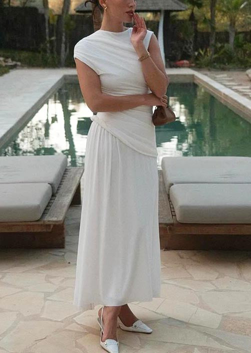 Robe portefeuille sans manches en coton froissé à patchwork blanc slim fit