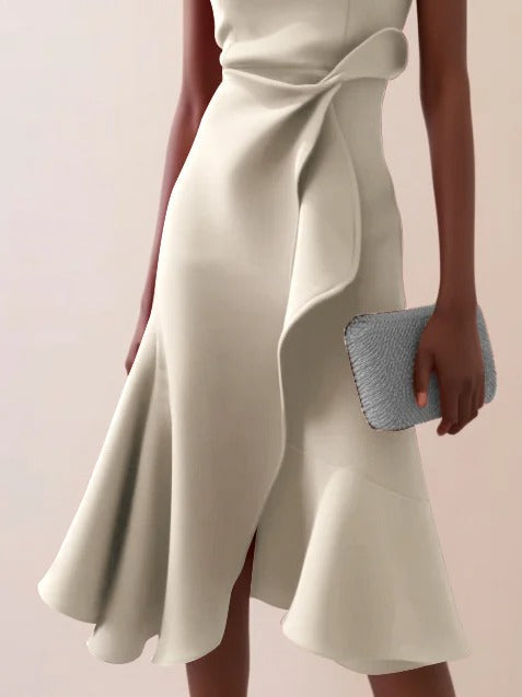 Robe sans manches avec taille torsadée