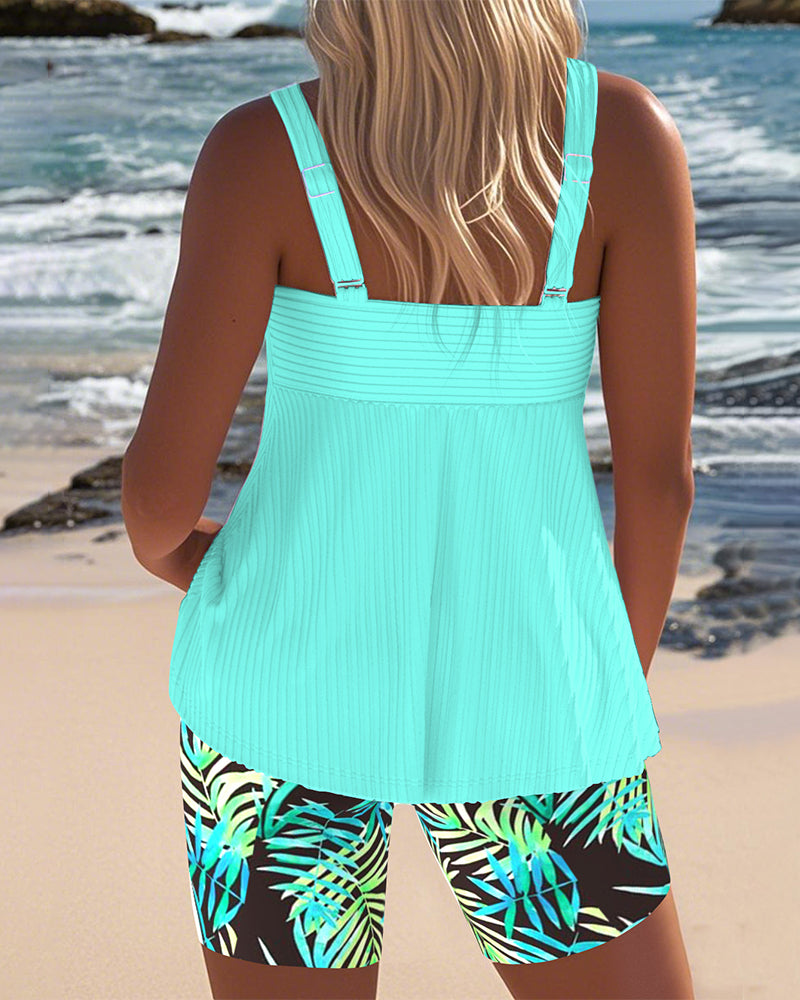 Tankini Rayé Avec Haut Et Short De Plage Imprimé