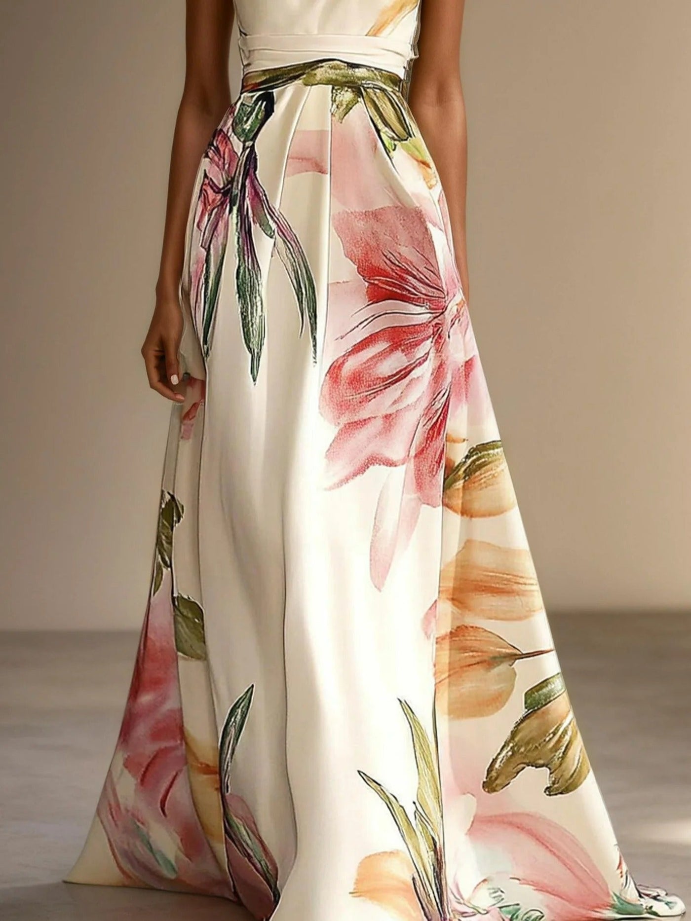 Robe longue trapèze sans manches en satin