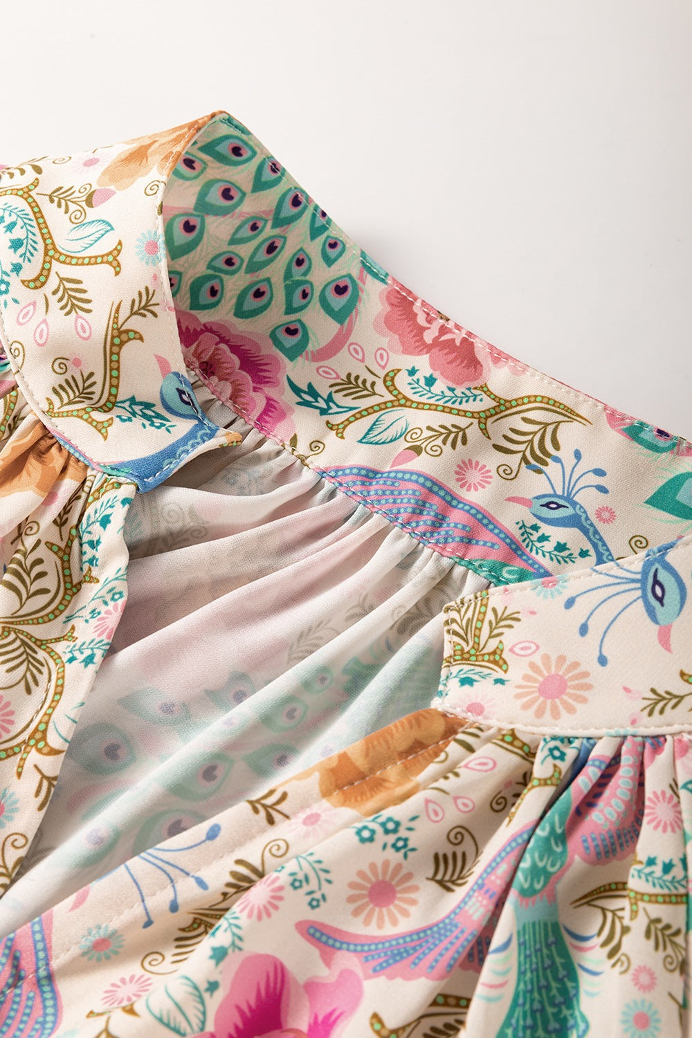 Sophie Paris® | Robe à col cranté imprimée avec manches lanterne