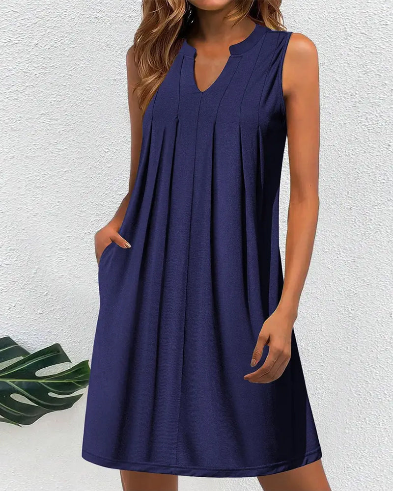 Robe Unie Sans Manches Plissée