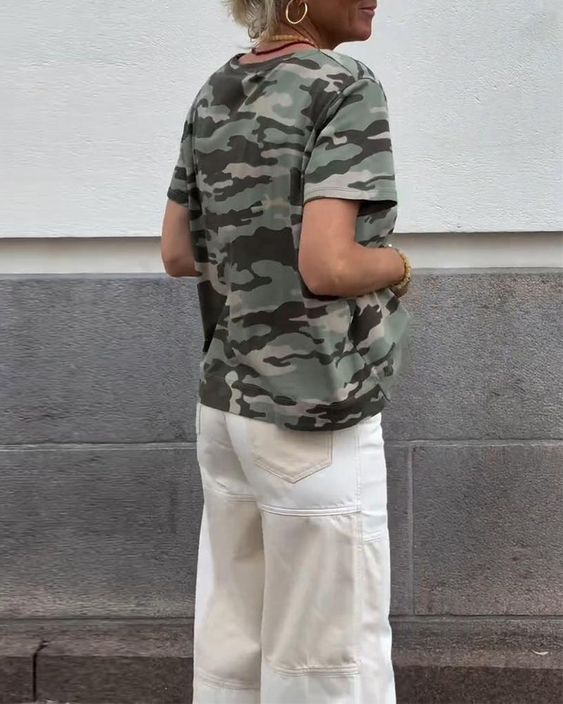 T-Shirt Imprimé Camouflage Manches Courtes