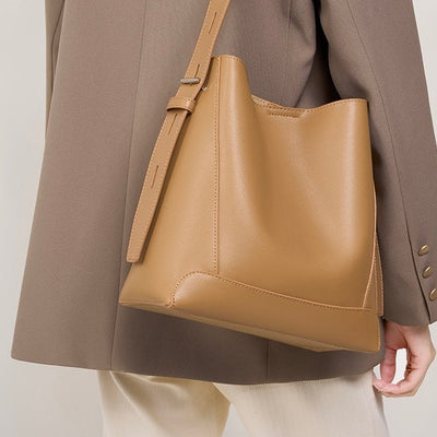 Sac à bandoulière et à l'épaule en cuir véritable grand modèle à sez pour homme