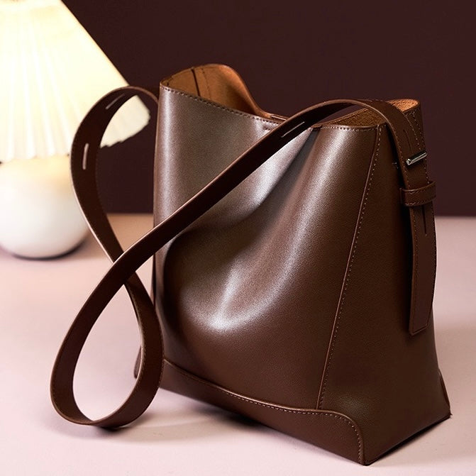 Sac à bandoulière et à l'épaule en cuir véritable grand modèle à sez pour homme