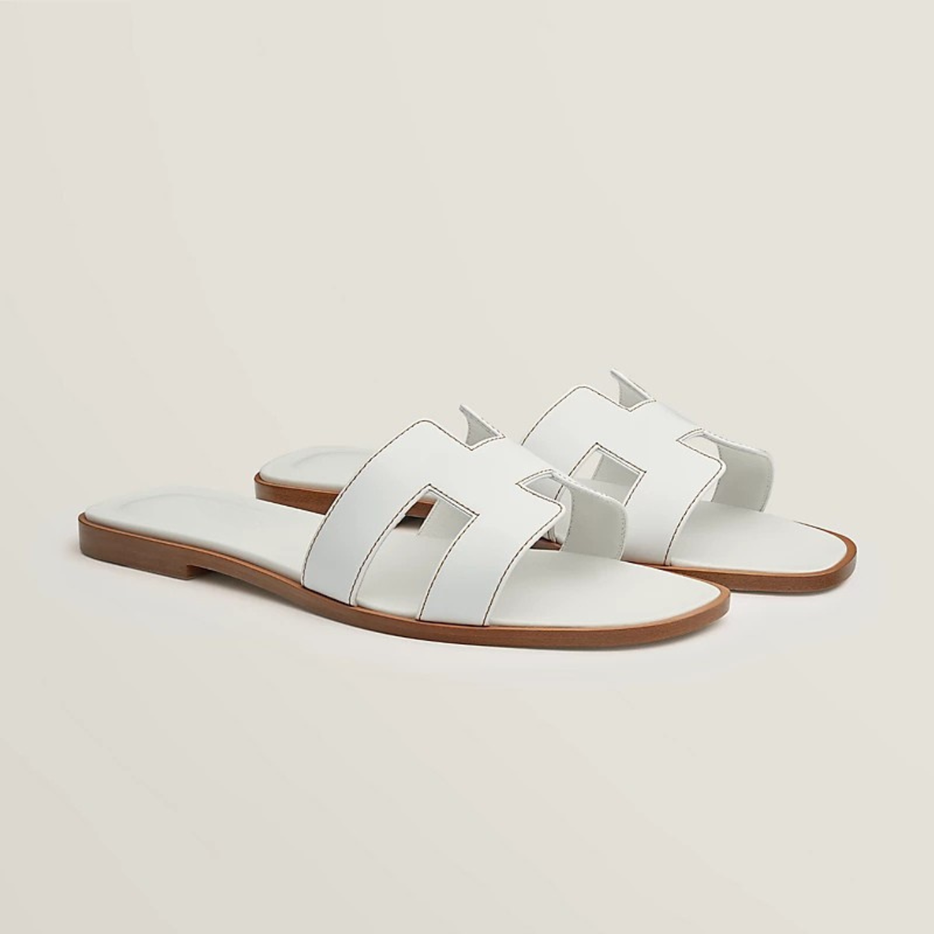 Edmonton Essence™ | Elegant Sandals