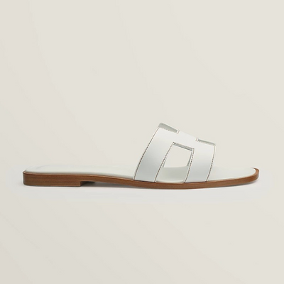Edmonton Essence™ | Elegant Sandals