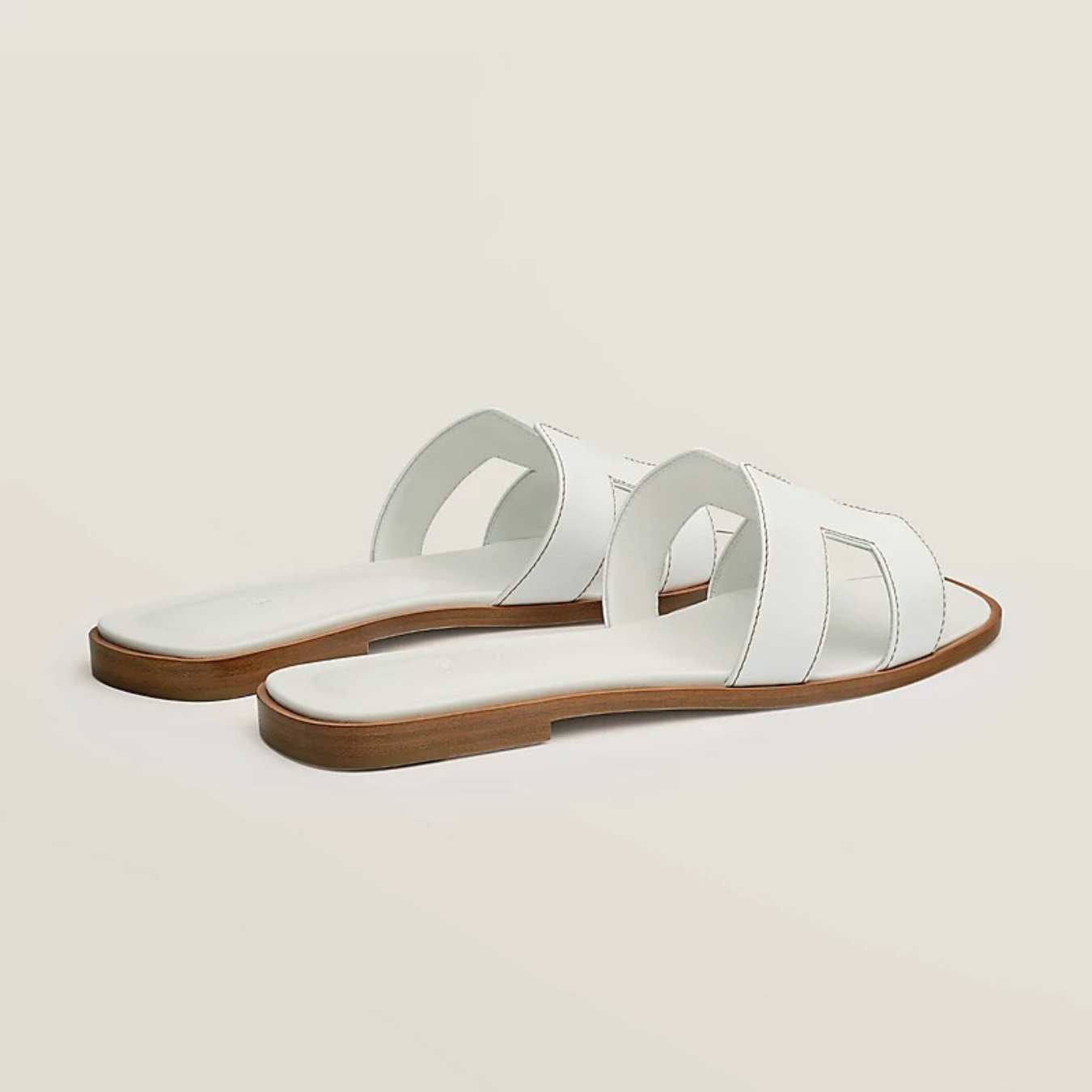 Edmonton Essence™ | Elegant Sandals