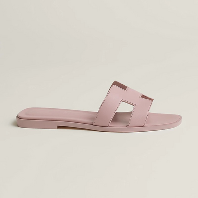 Edmonton Essence™ | Elegant Sandals
