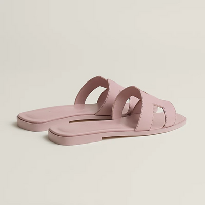 Edmonton Essence™ | Elegant Sandals