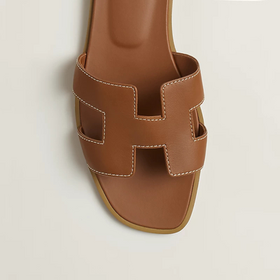 Edmonton Essence™ | Elegant Sandals