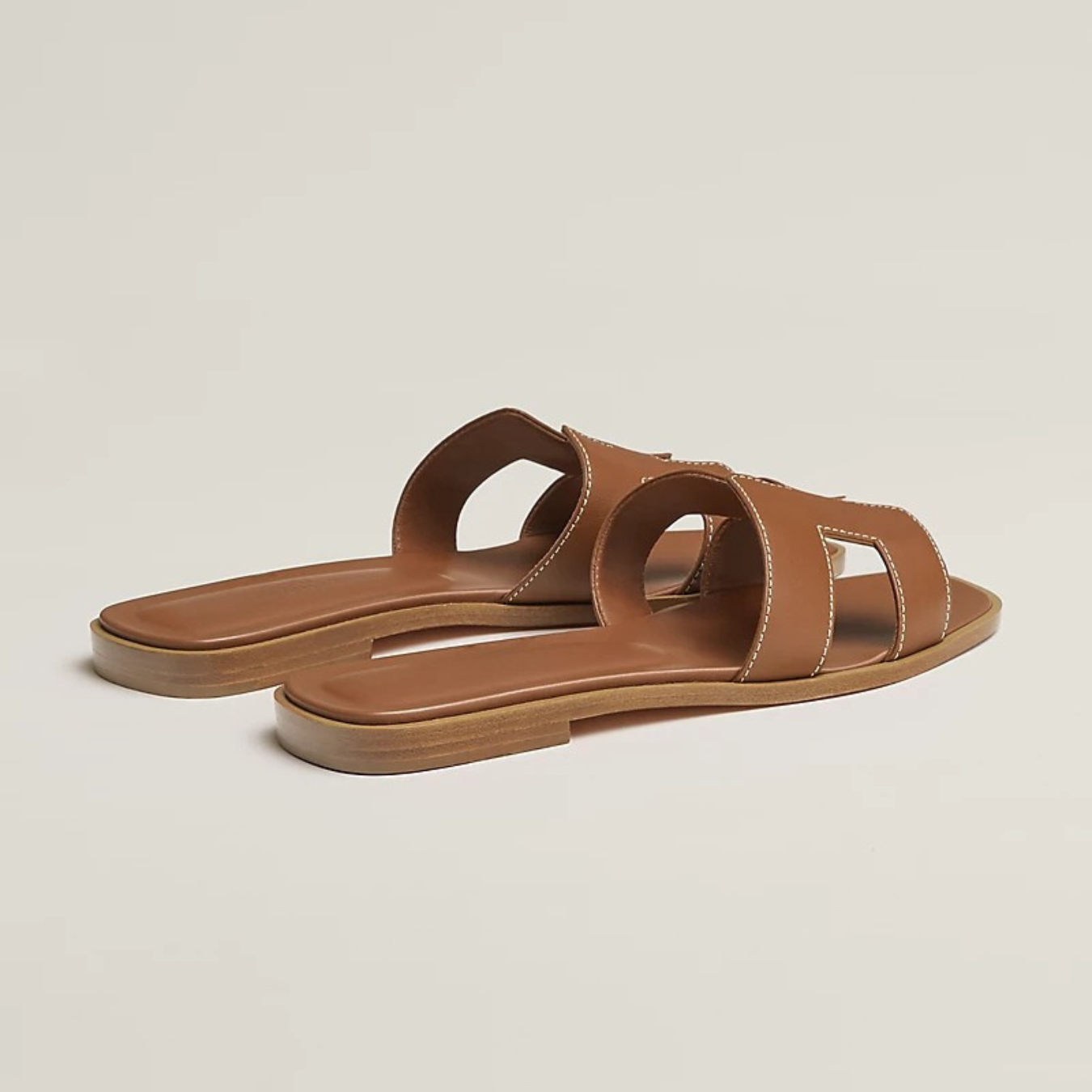 Edmonton Essence™ | Elegant Sandals