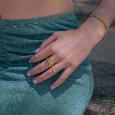 SCHIMMER – Bague Sculpturale Dorée en Acier Inoxydable