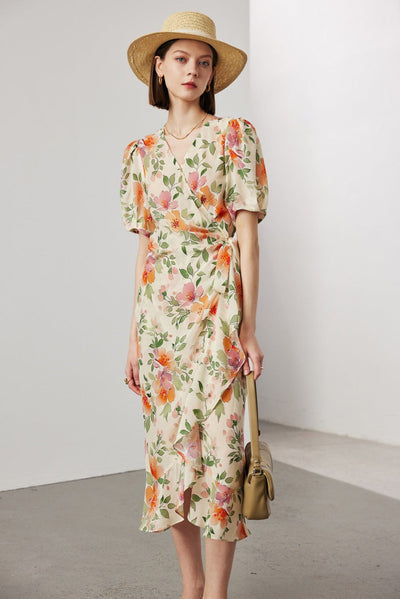 Robe portefeuille mi-longue en soie à fleurs