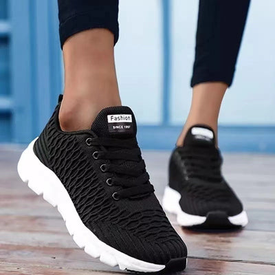 Slip-On-Wanderschuhe, rutschfeste Laufschuhe, atmungsaktive, leichte Turnschuhe