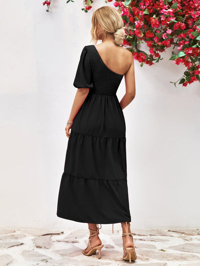 Sophie Paris® | Robe mi-longue à une épaule froncée avec silhouette fluide