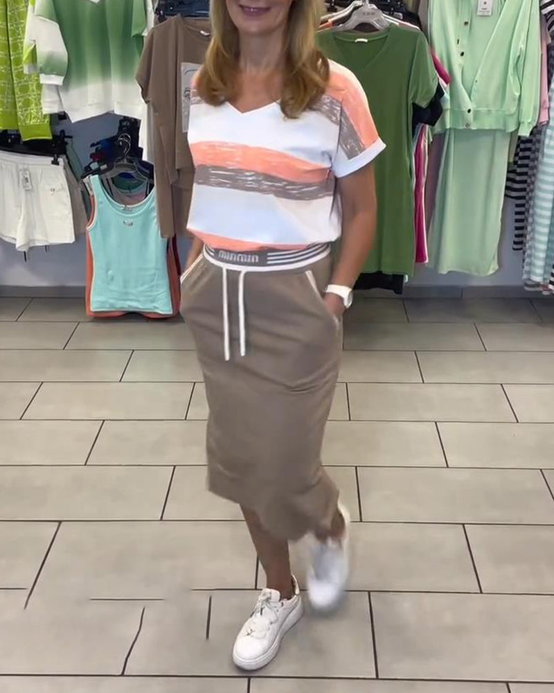 Set Jupe De Sport Rayée À Col En V