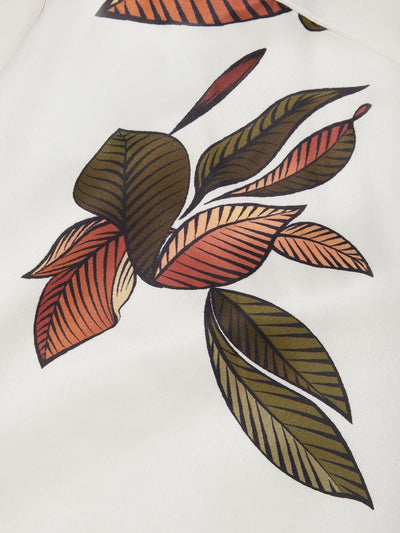 Robe mi-longue en satin à manches courtes