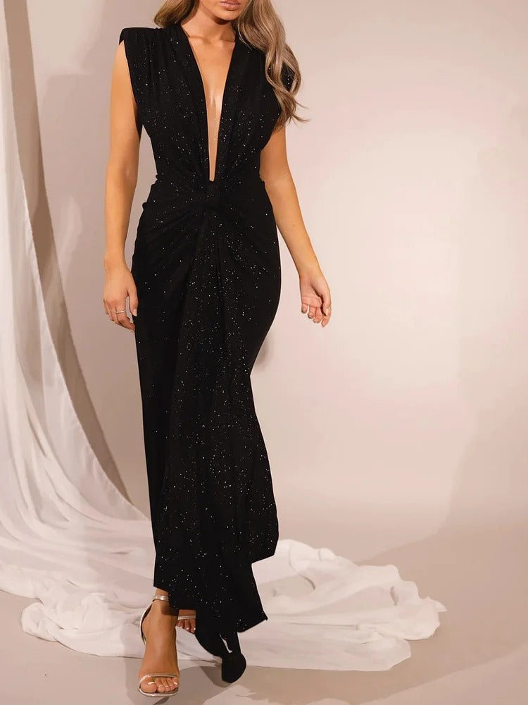 Robe longue plissée à décolleté en V