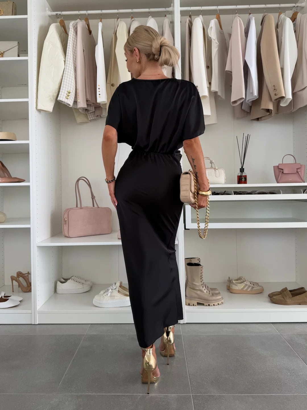 Robe longue moulante en satin