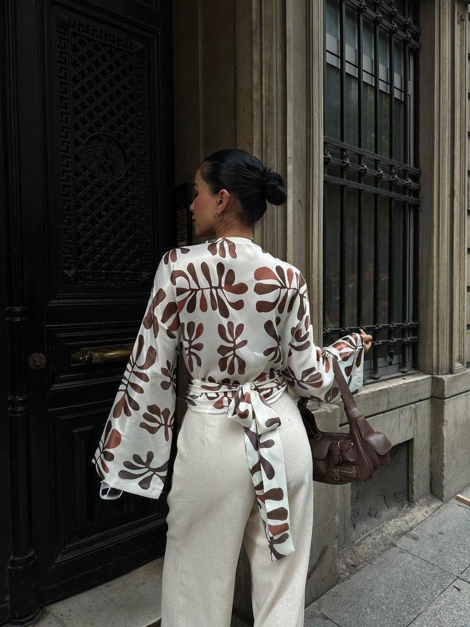 Sylvia Chemise en satin à nouer