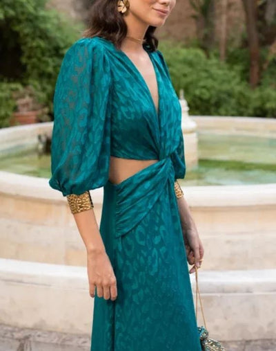 Robe midi en jacquard avec découpes