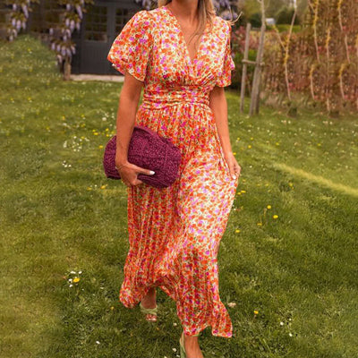 Romy | Robe d'été avec encolure en V